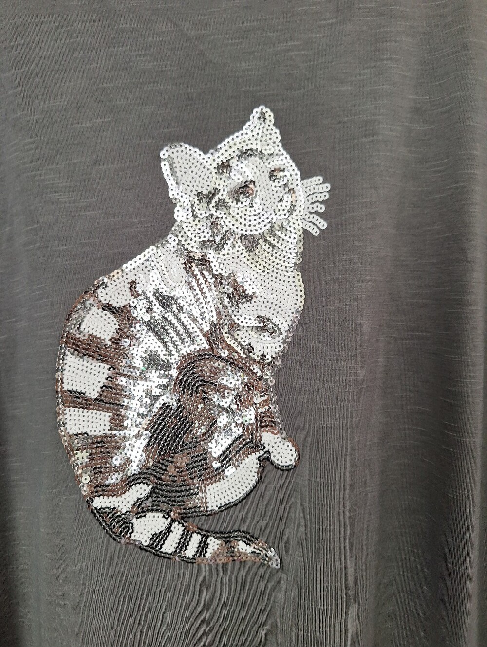 Women’s Gray Long-Sleeve Sequin Cat Tunic - Picture 3 of 5